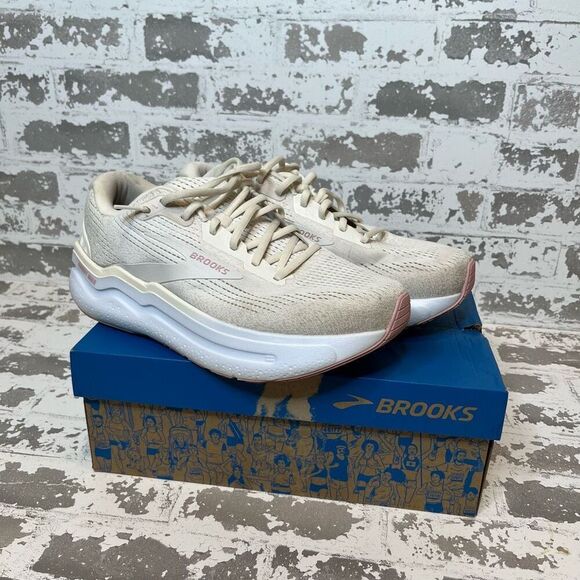 Brooks | women ghost max 2 sneakers wide with box - Picture 1 of 9